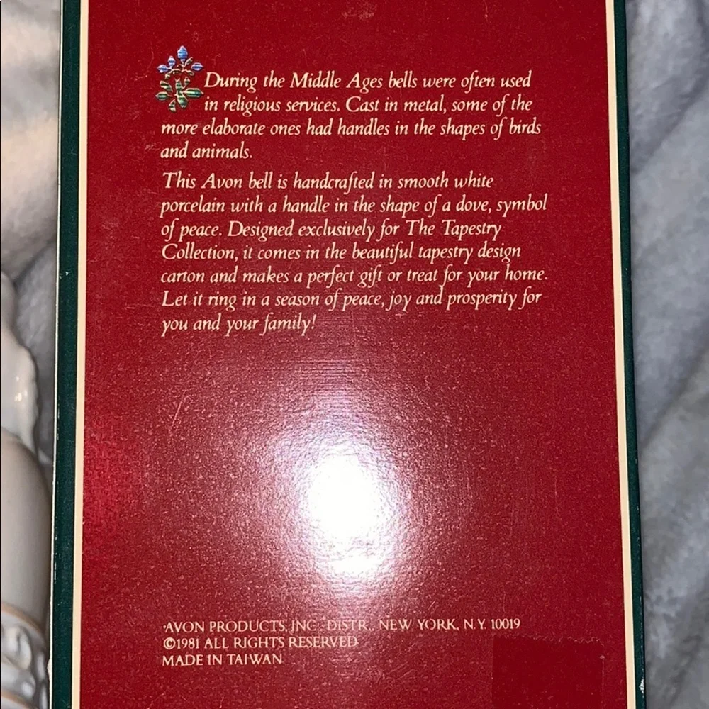 Avon Bell RareCollectible“The Tapestry Collection”